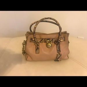 Leather, Michael Kors, very good condition